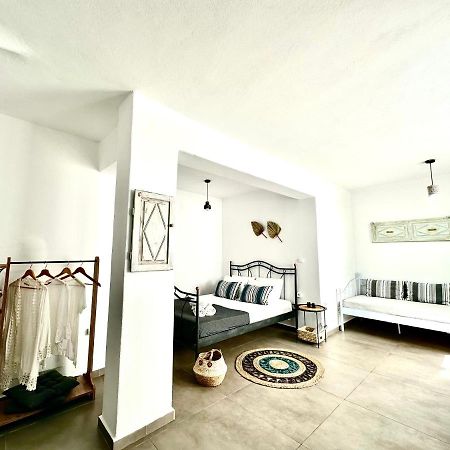 Éxo Goniá Aeron Suites מראה חיצוני תמונה